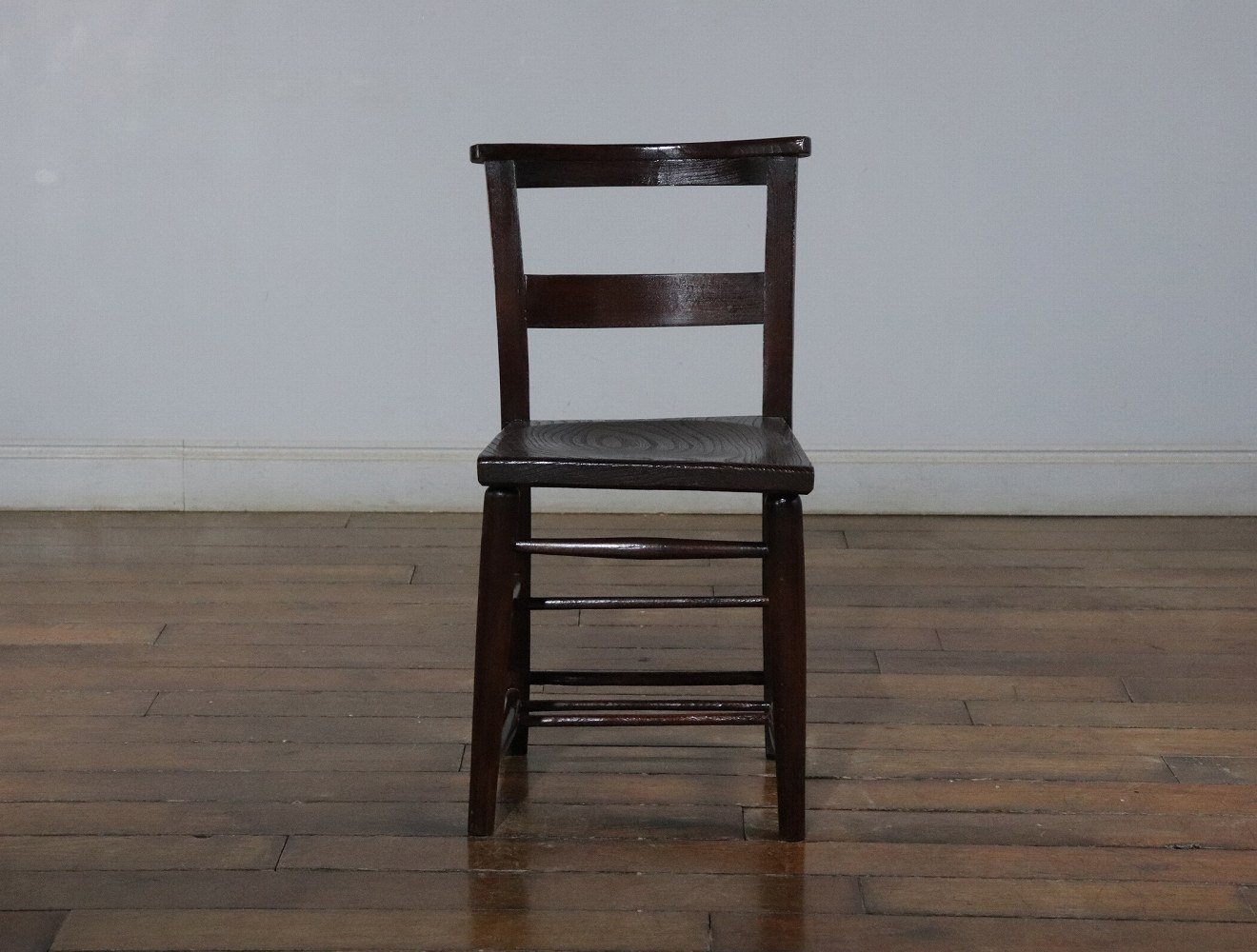 チャーチチェア