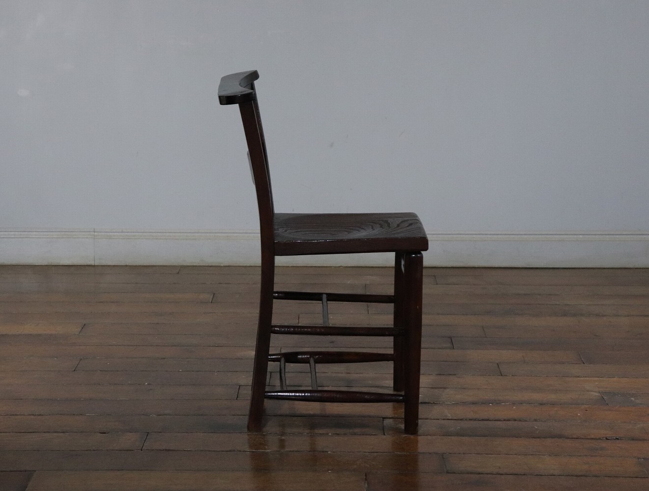 チャーチチェア