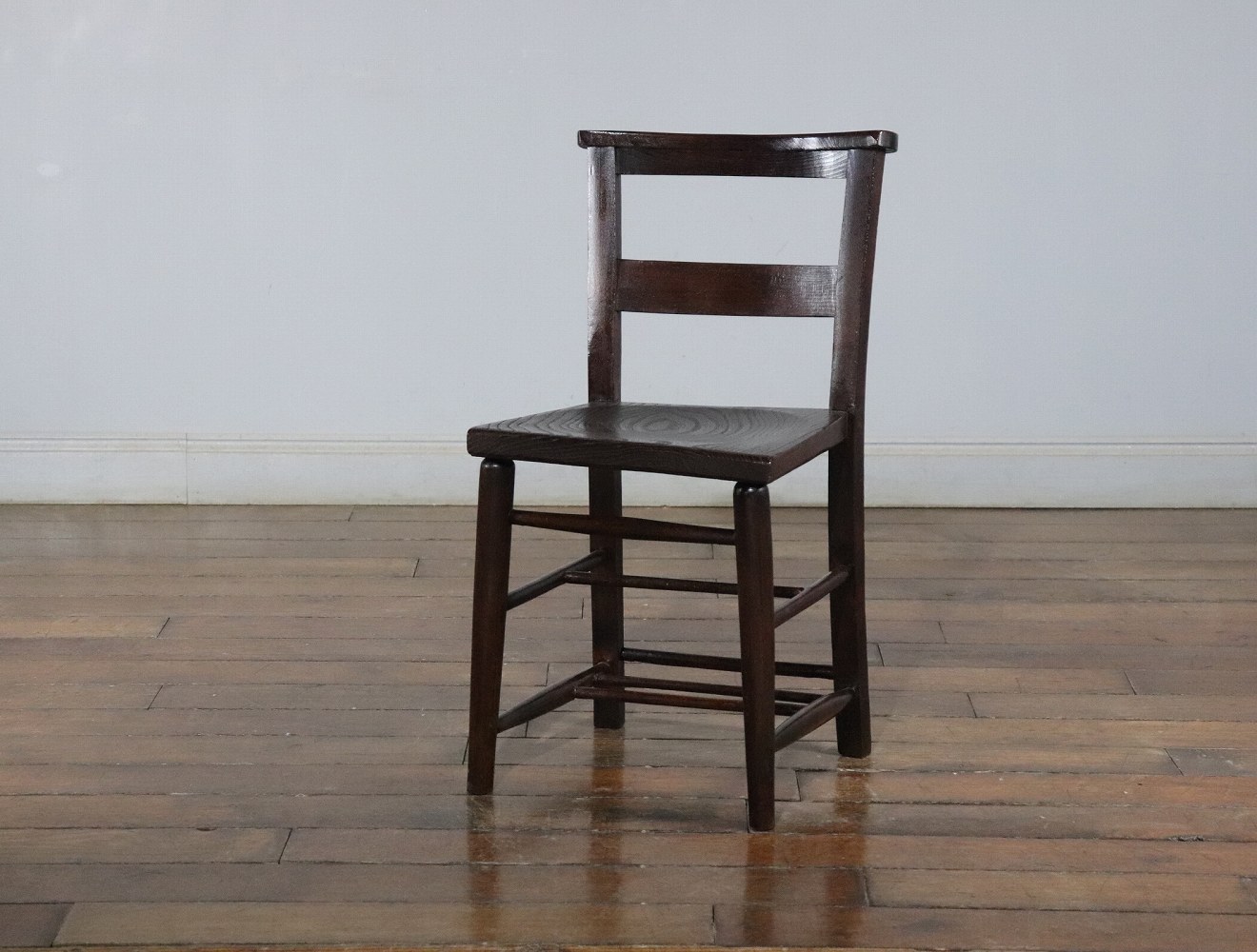 チャーチチェア