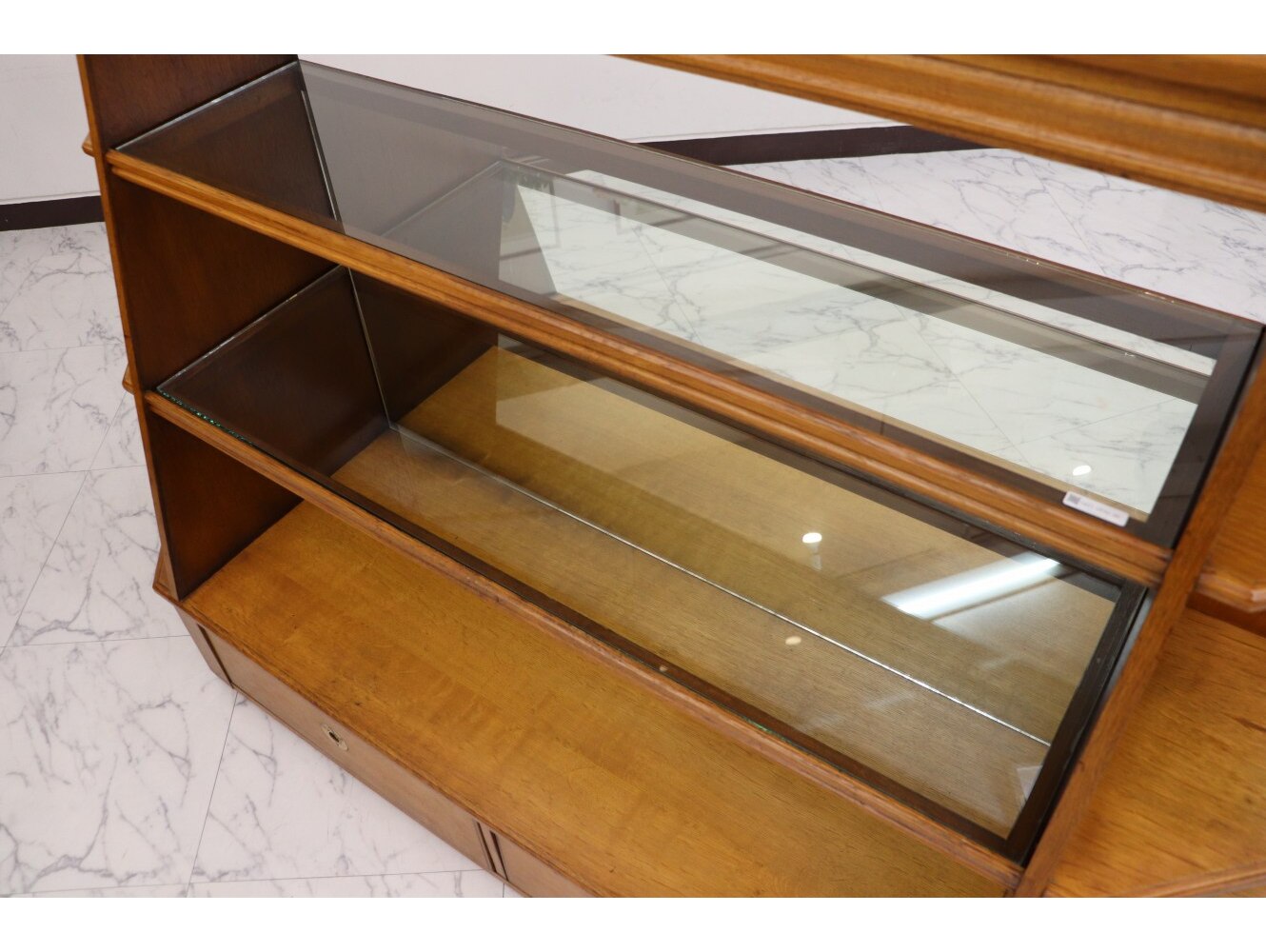 ショップキャビネット