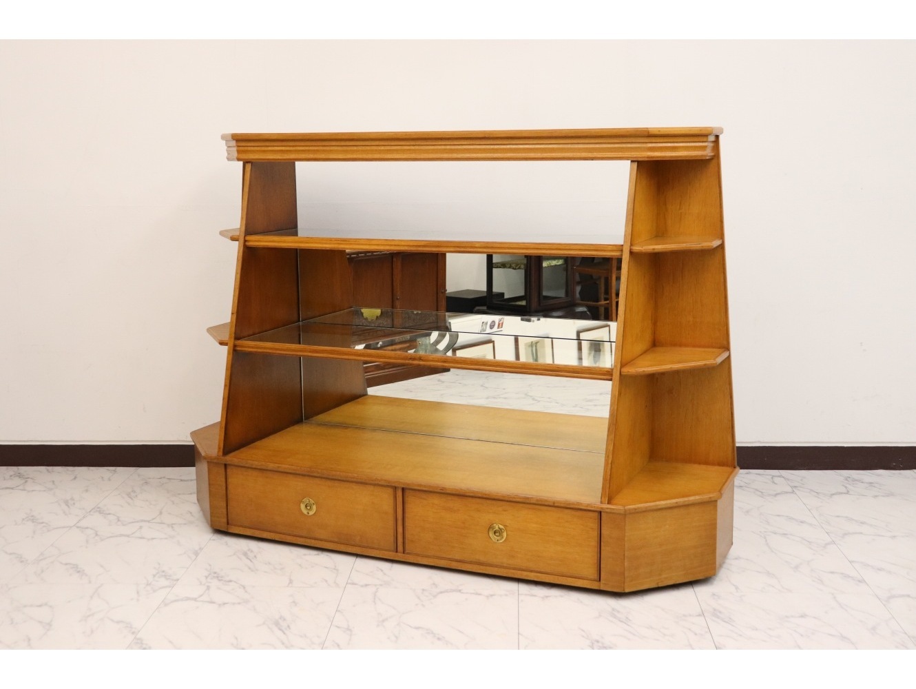 ショップキャビネット