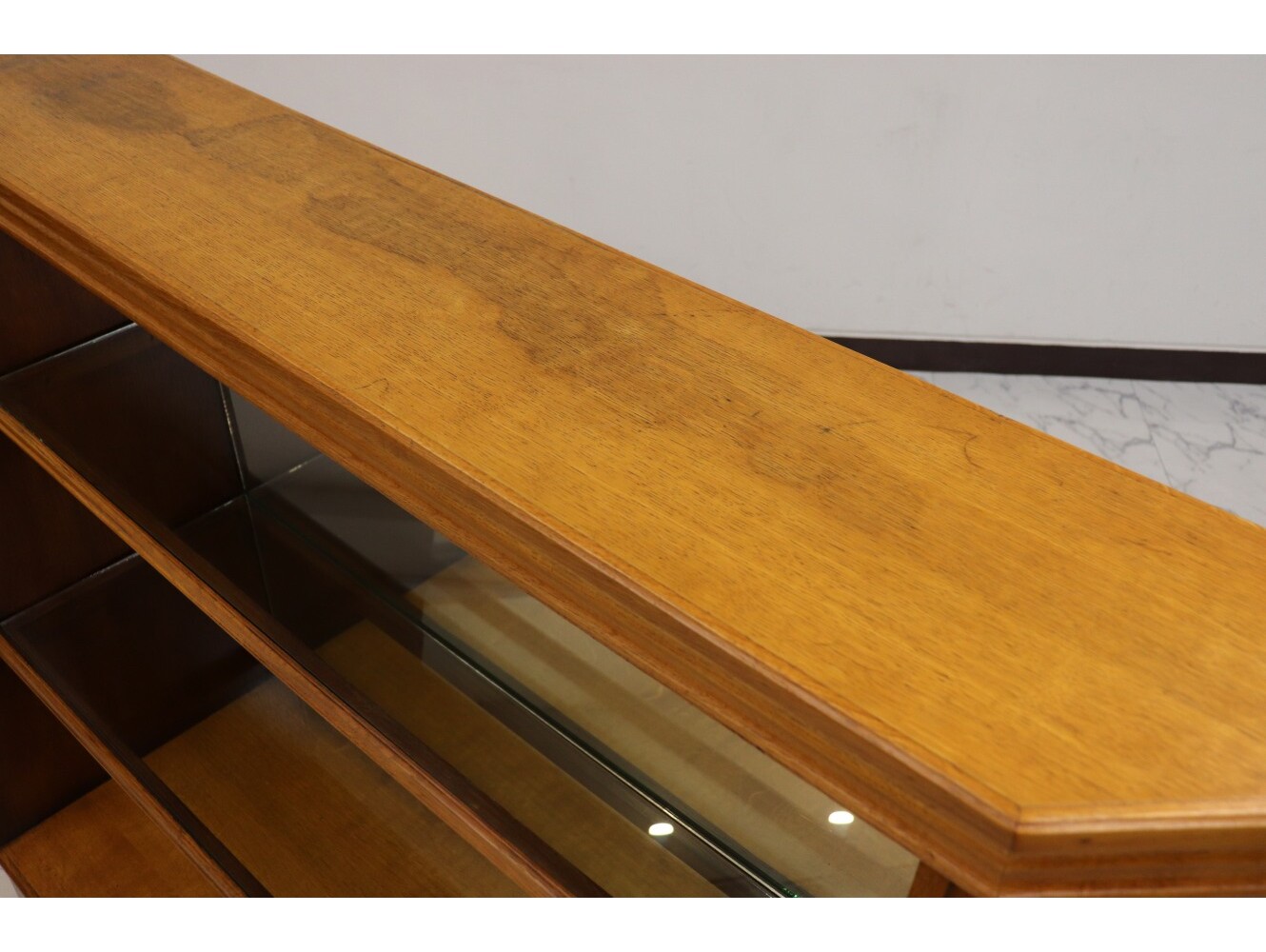 ショップキャビネット