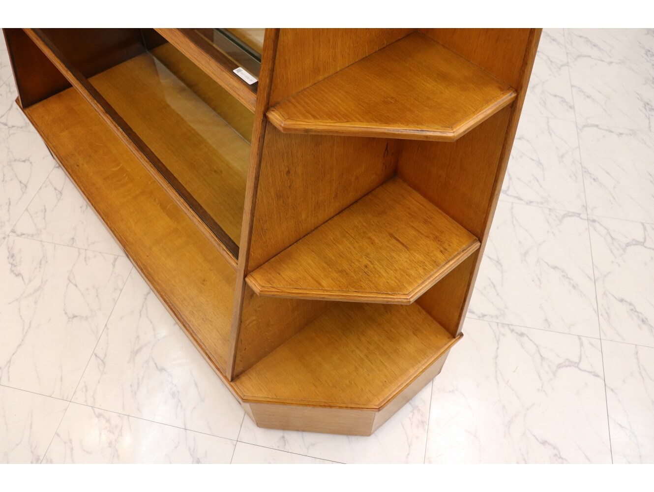 ショップキャビネット