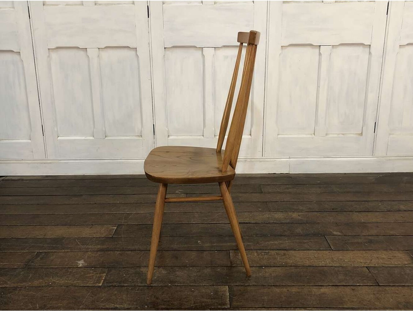 ハイスティックバックチェア ERCOL