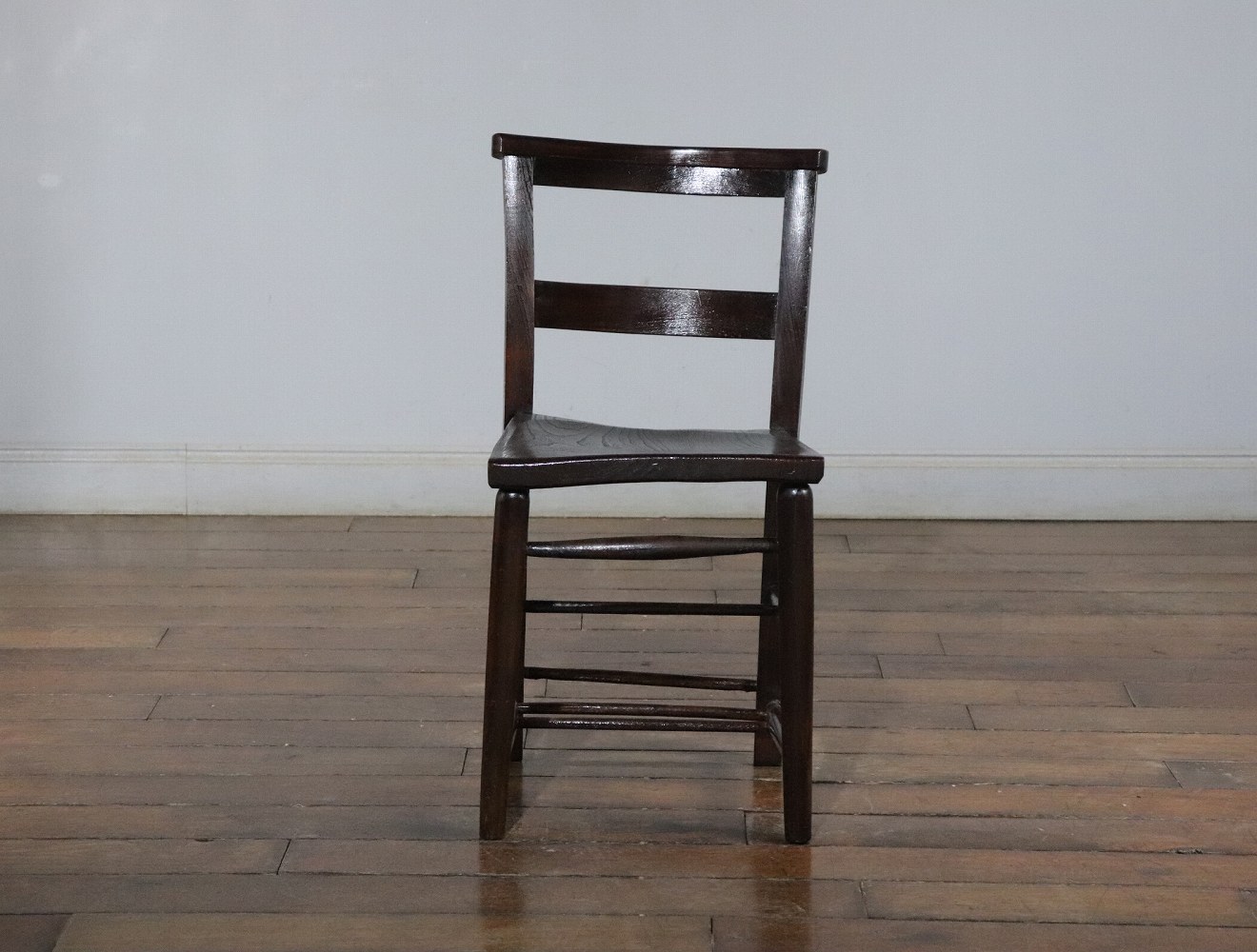 チャーチチェア