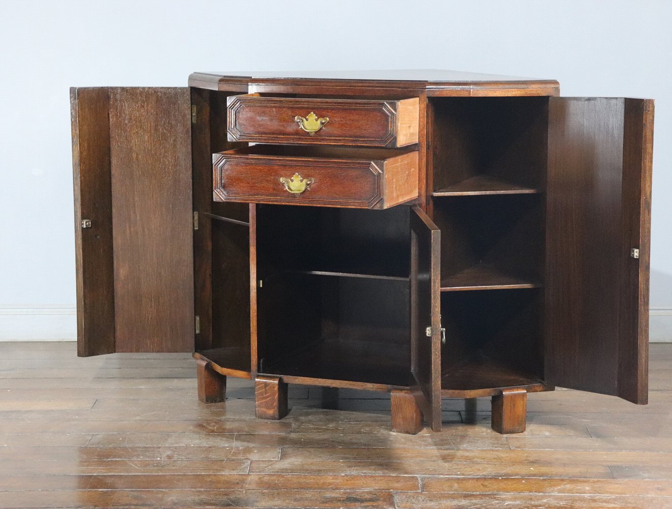 コーナーボード