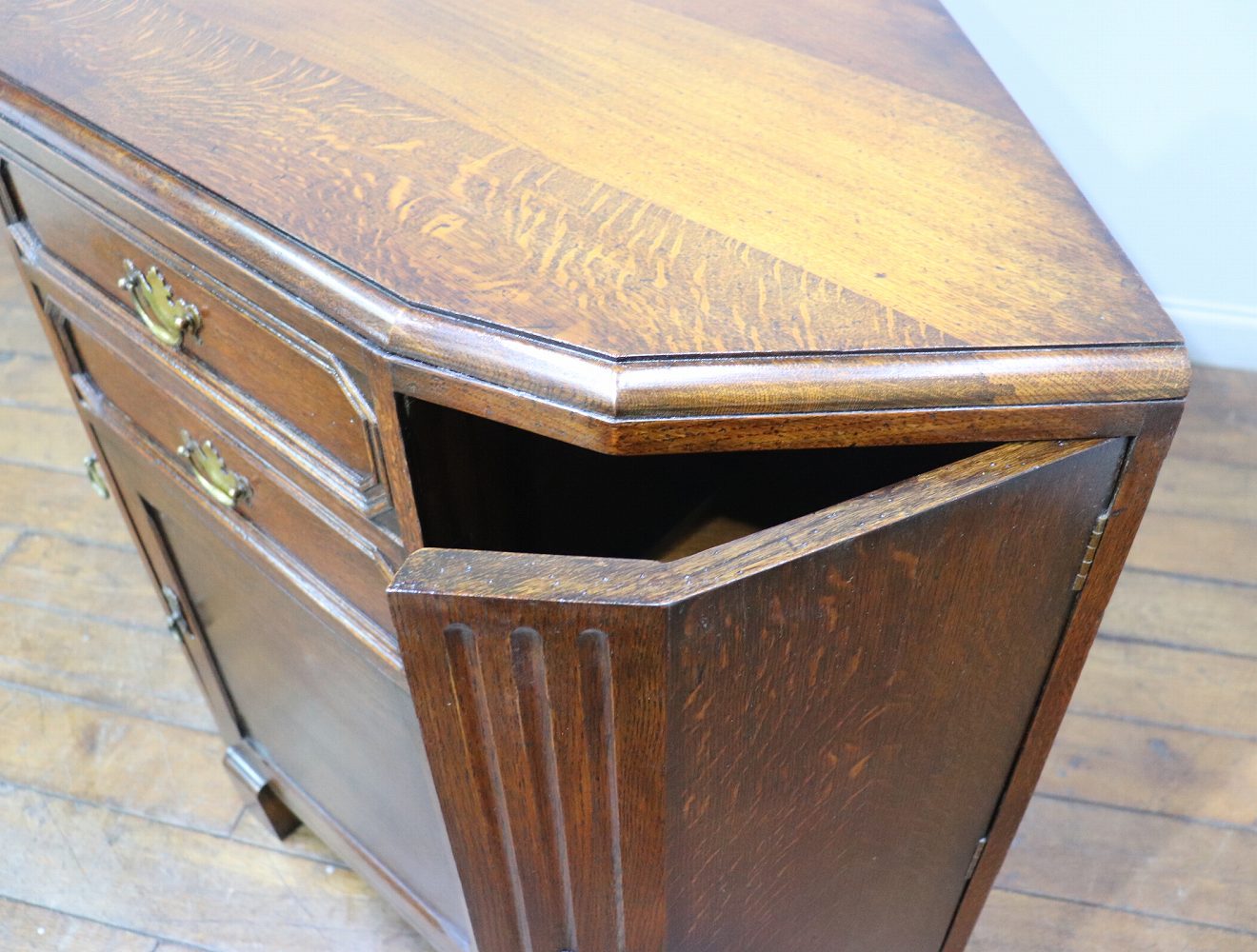 コーナーボード