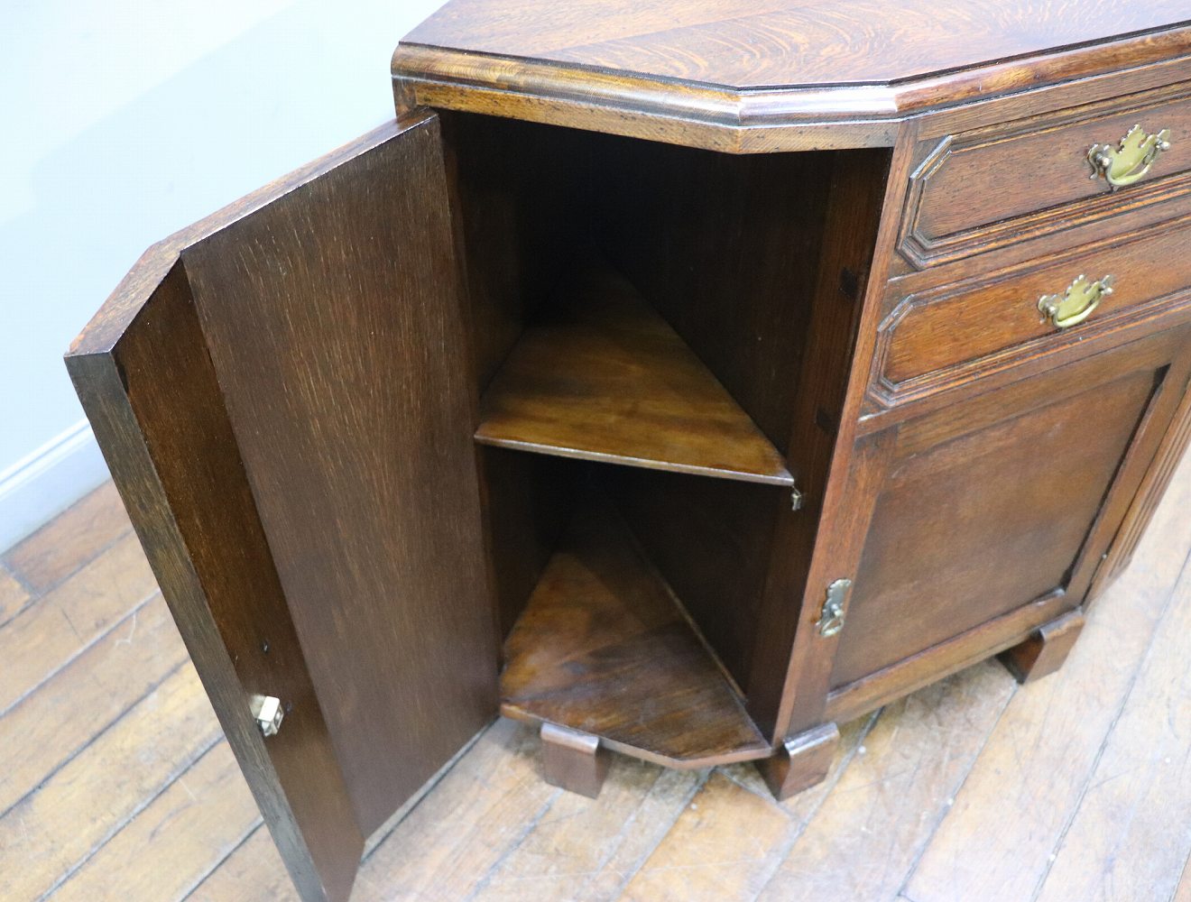 コーナーボード