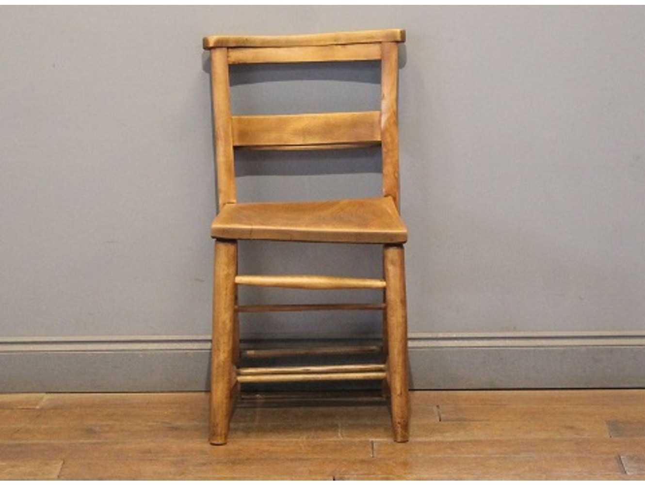 チャーチチェア