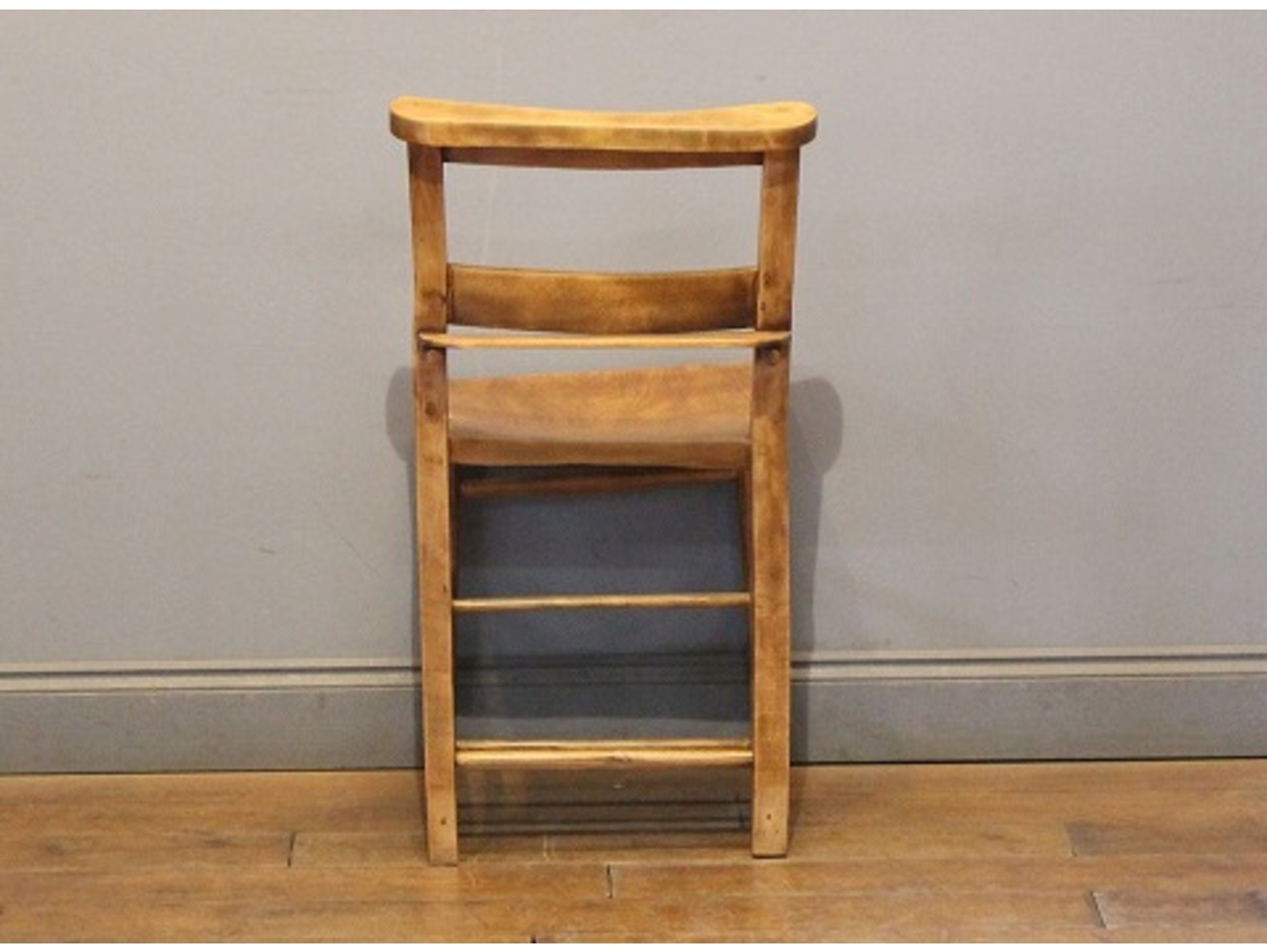 チャーチチェア