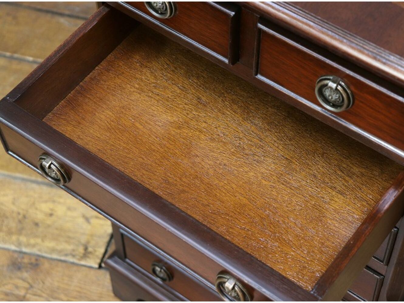 チェストオンチェスト