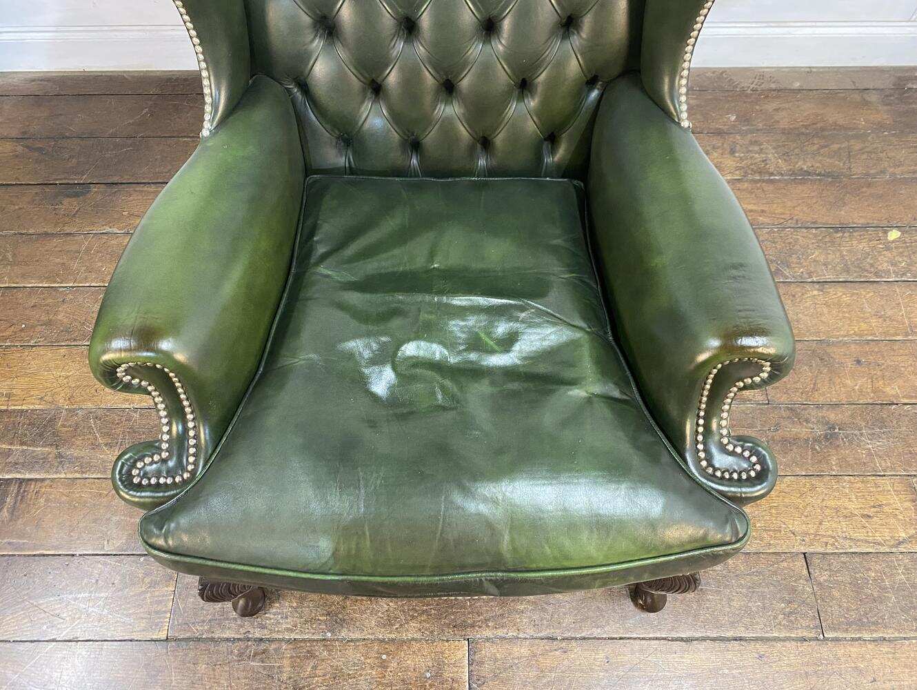 チェスターフィールドソファ