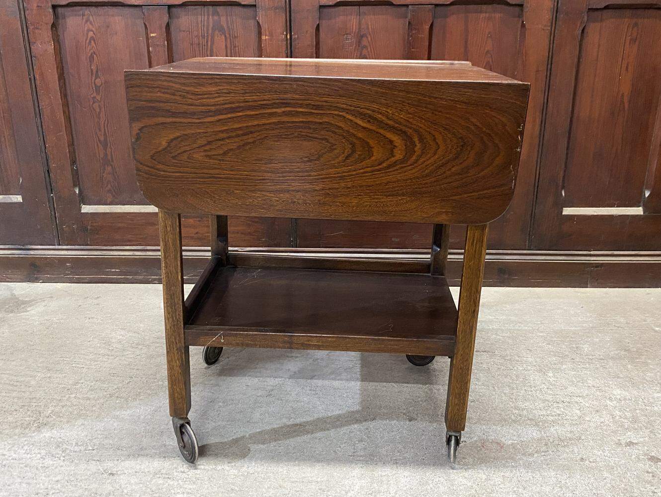 ティートローリー