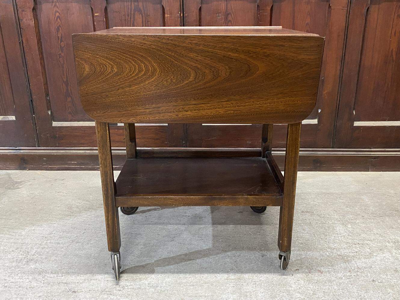 ティートローリー