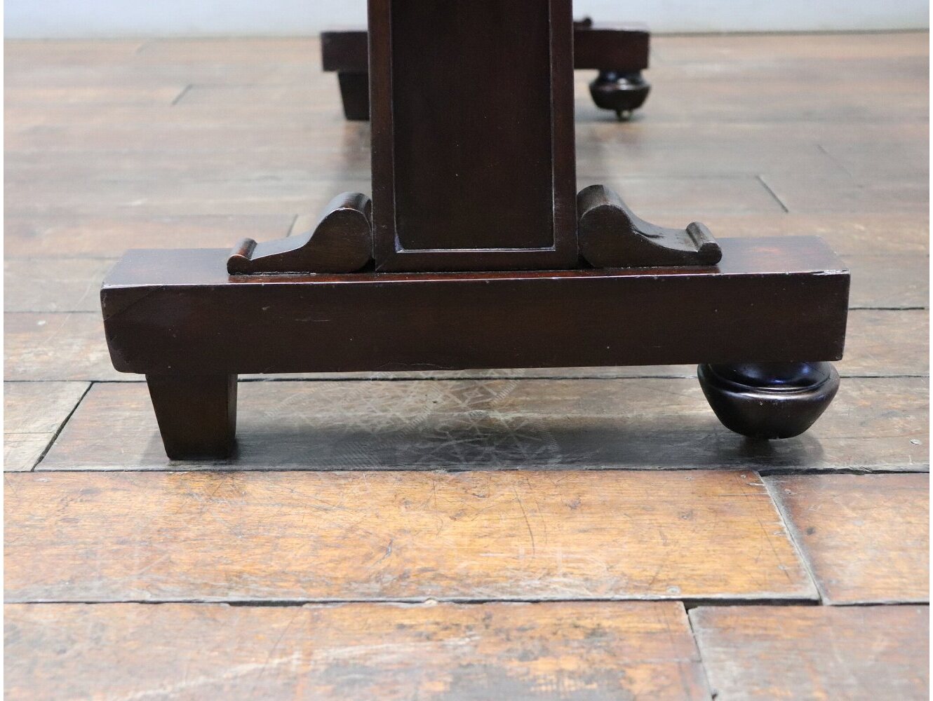 ダムウェイター