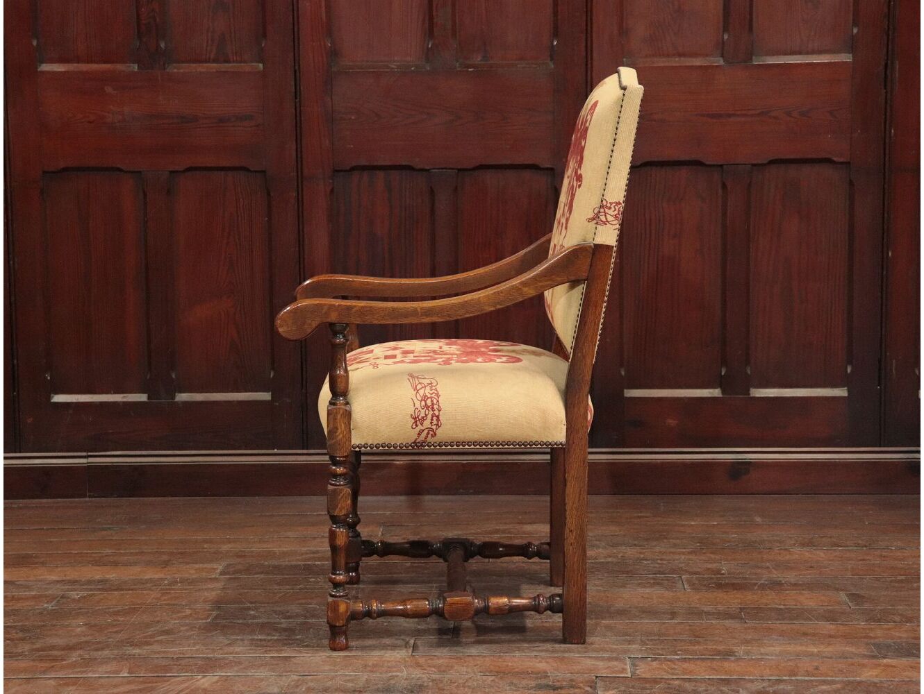 ハンプトンアームチェア ROYAL OAK | アンティーク家具,椅子・チェア