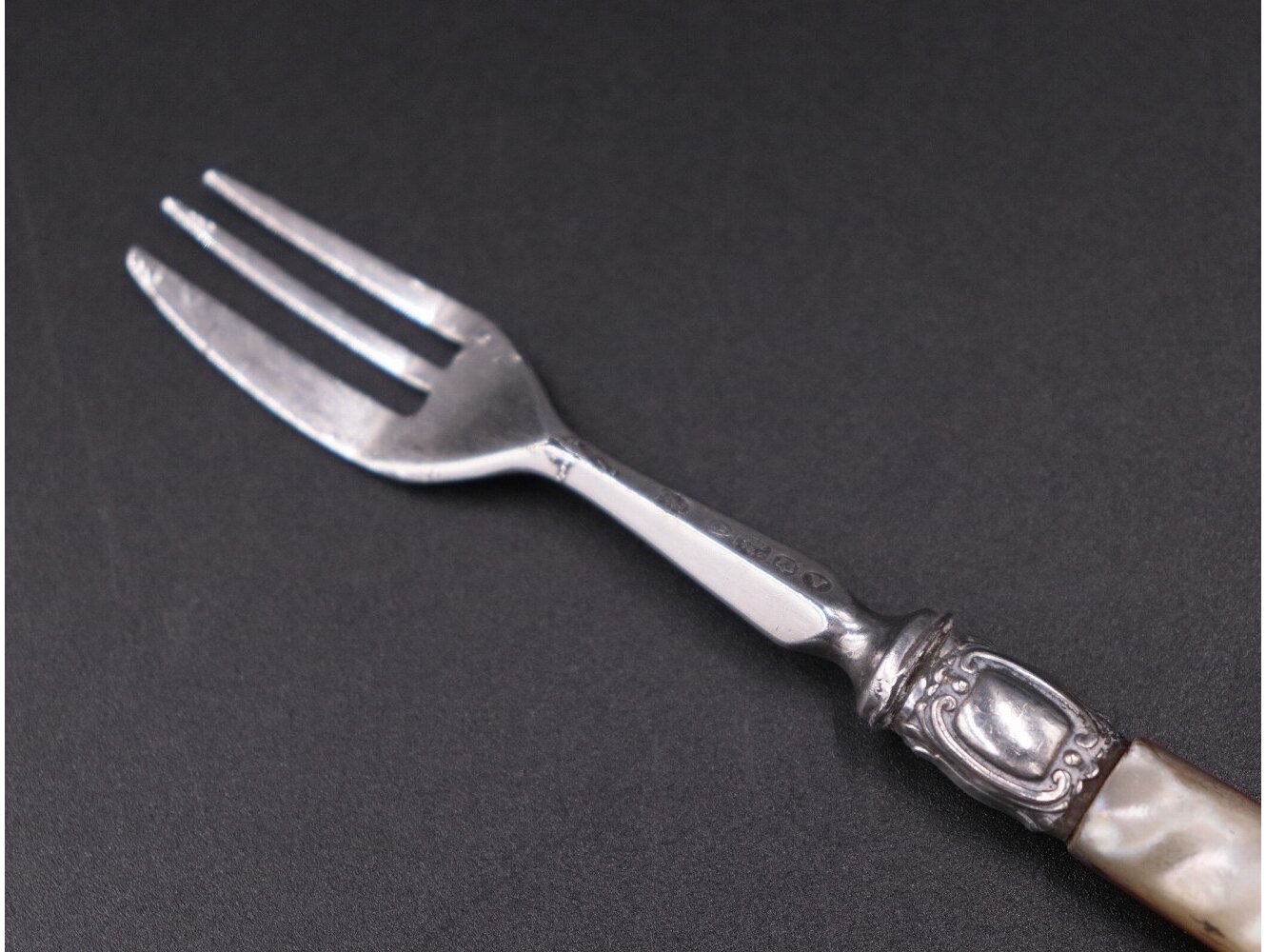 ケーキフォーク