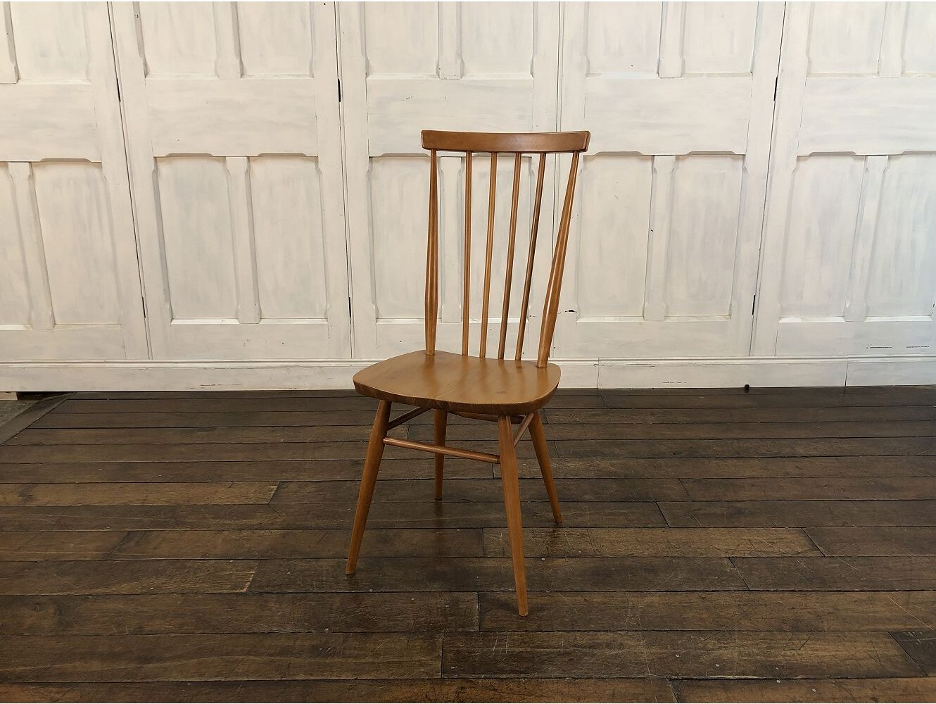 ハイスティックバックチェア ERCOL