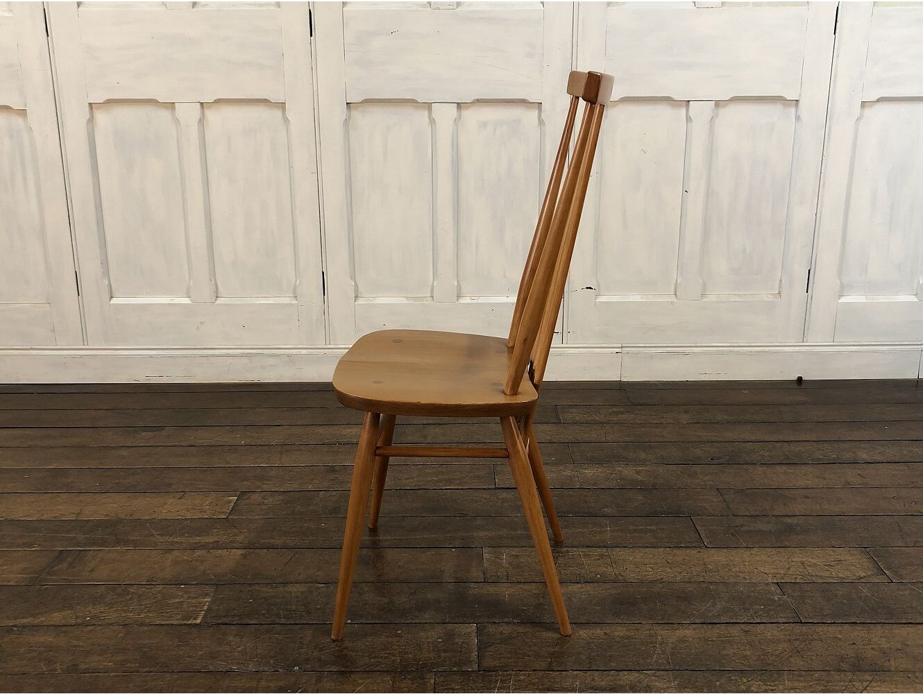 ハイスティックバックチェア ERCOL