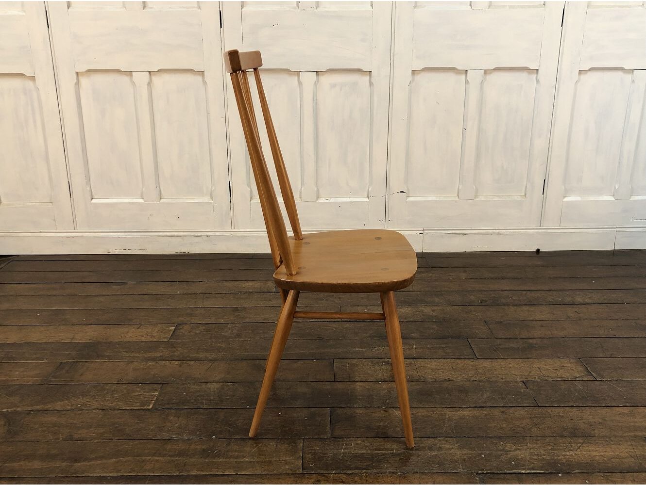 ハイスティックバックチェア ERCOL