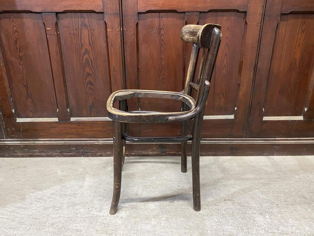 ベントウッドチェア