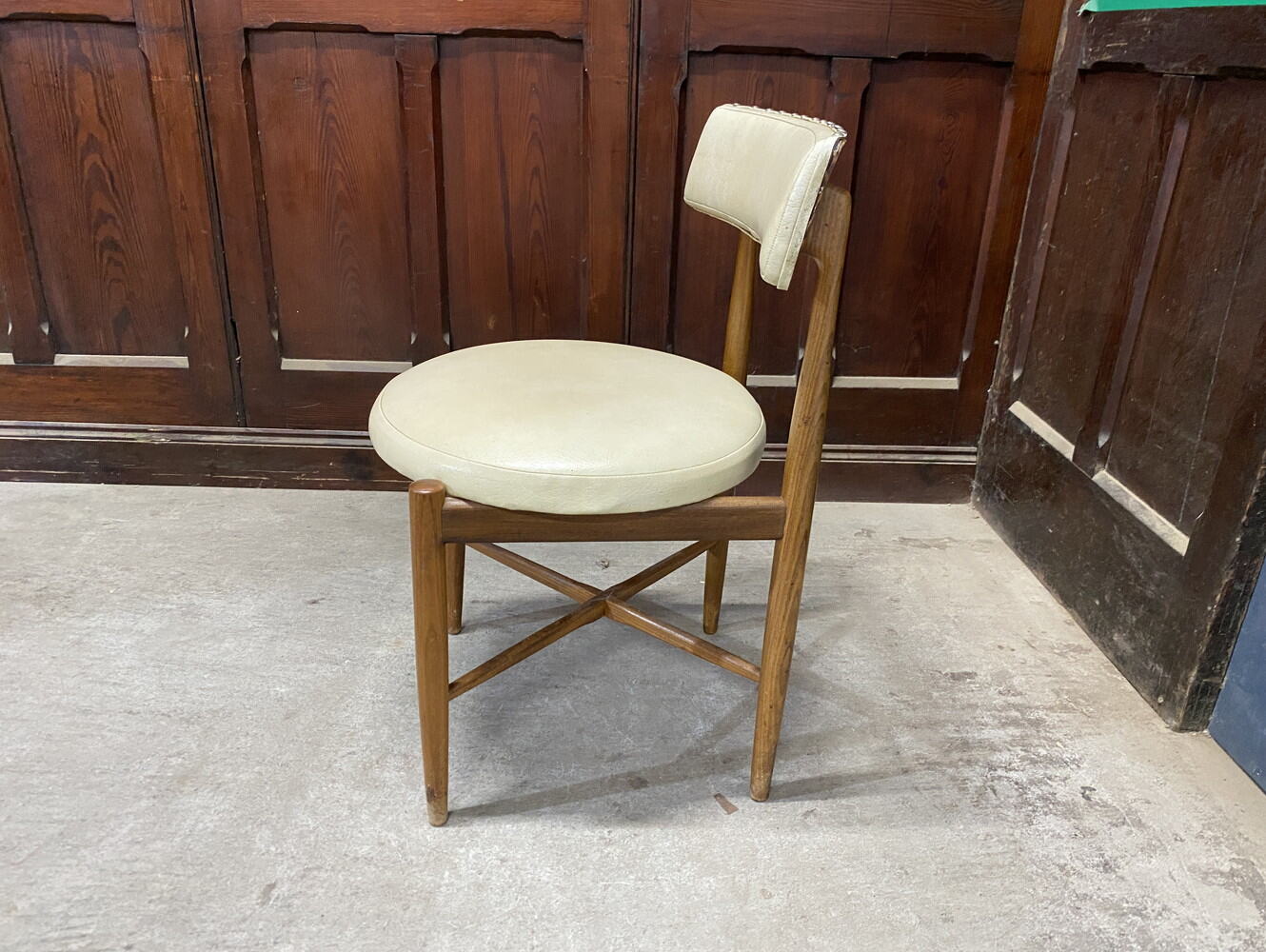 チェア4脚セット