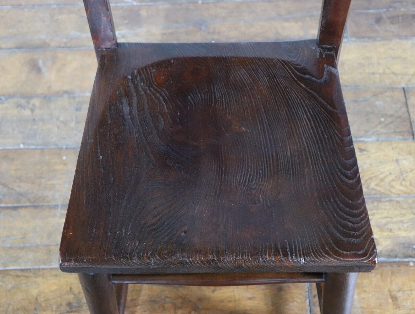 チャーチチェア