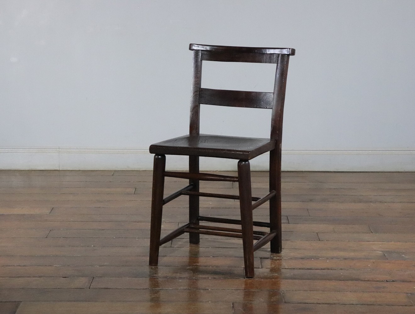 チャーチチェア