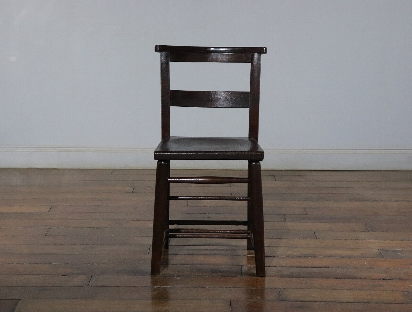 チャーチチェア