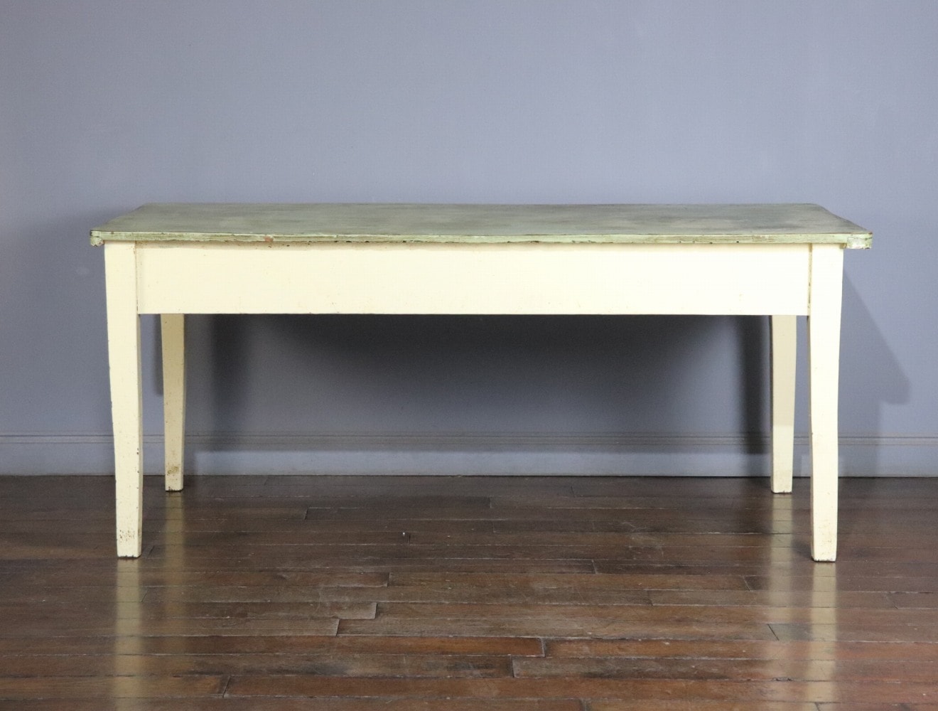 ダイニングテーブル