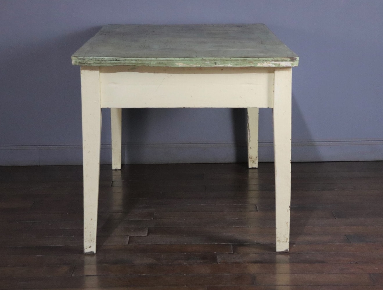 ダイニングテーブル