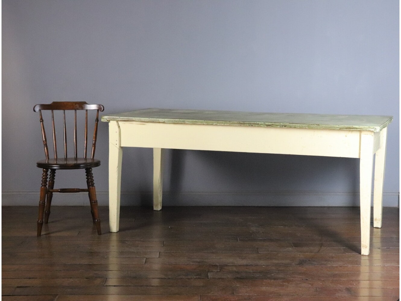 ダイニングテーブル