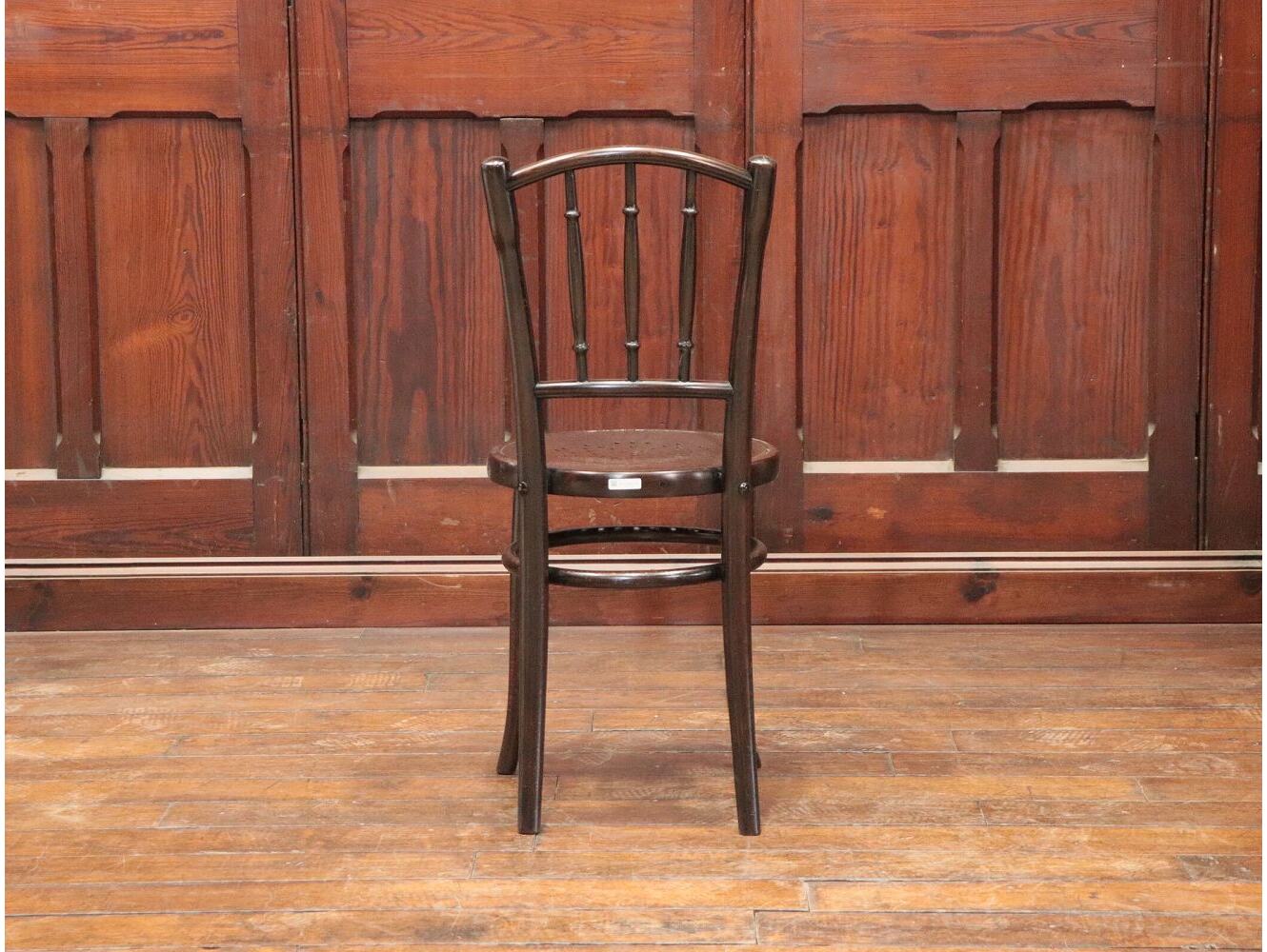 ベントウッドチェア