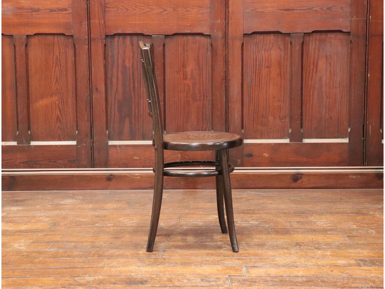 ベントウッドチェア