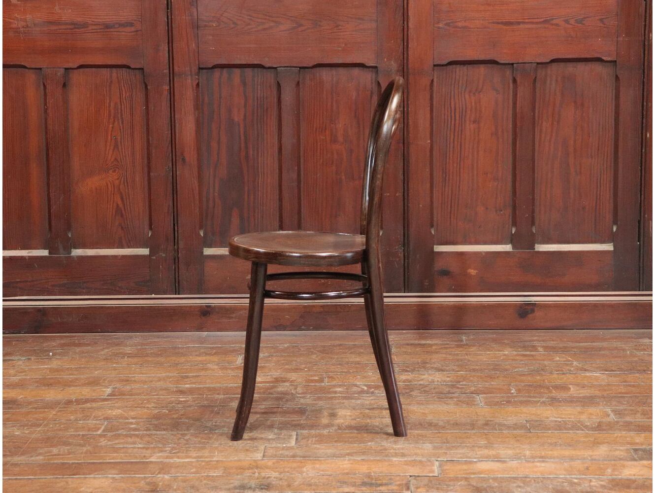 ベントウッドチェア THONET