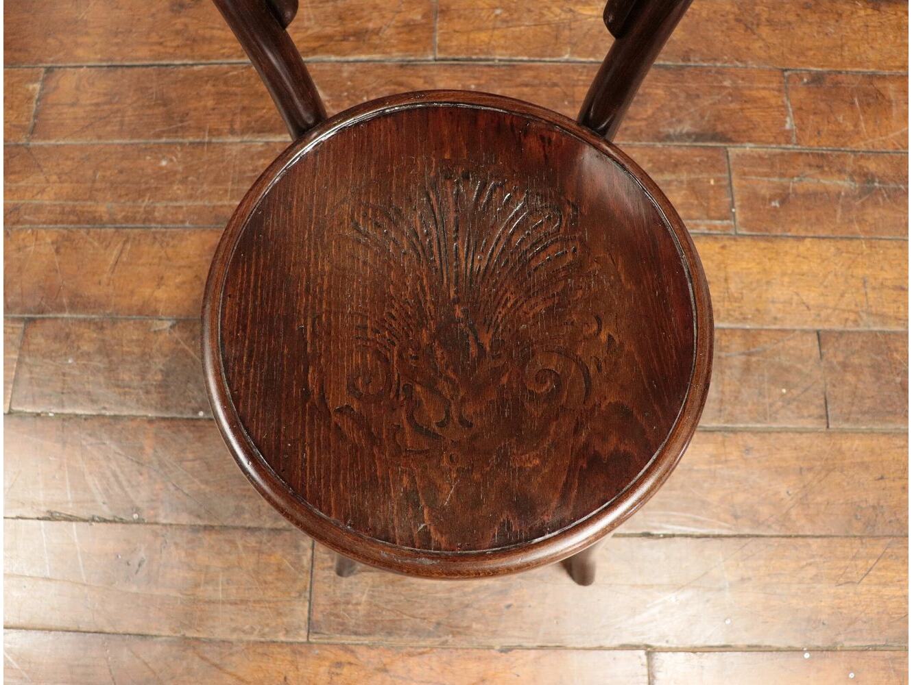 ベントウッドチェア THONET