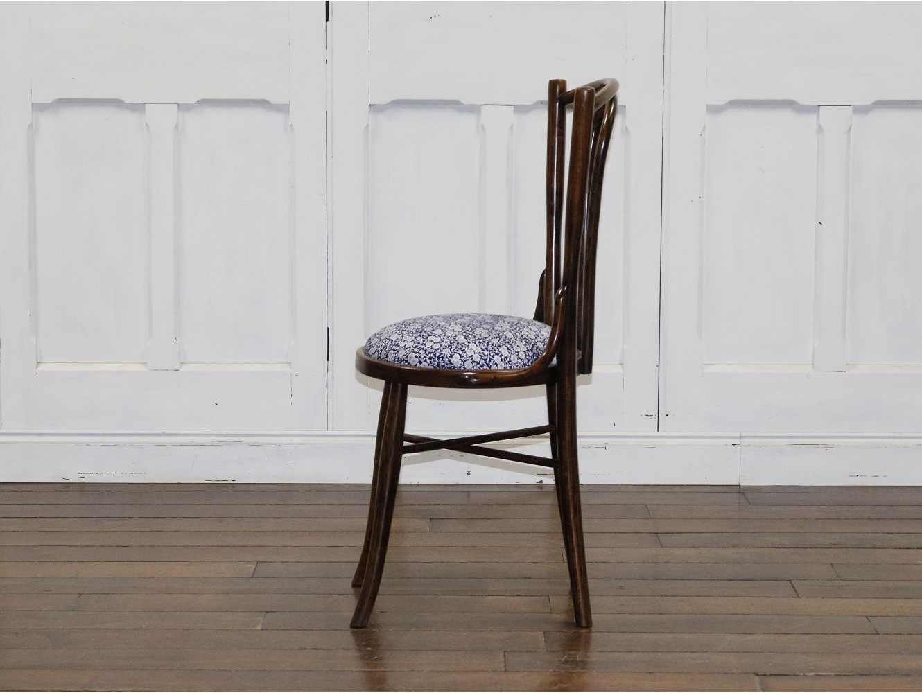 ベントウッドチェア with BURLEIGH