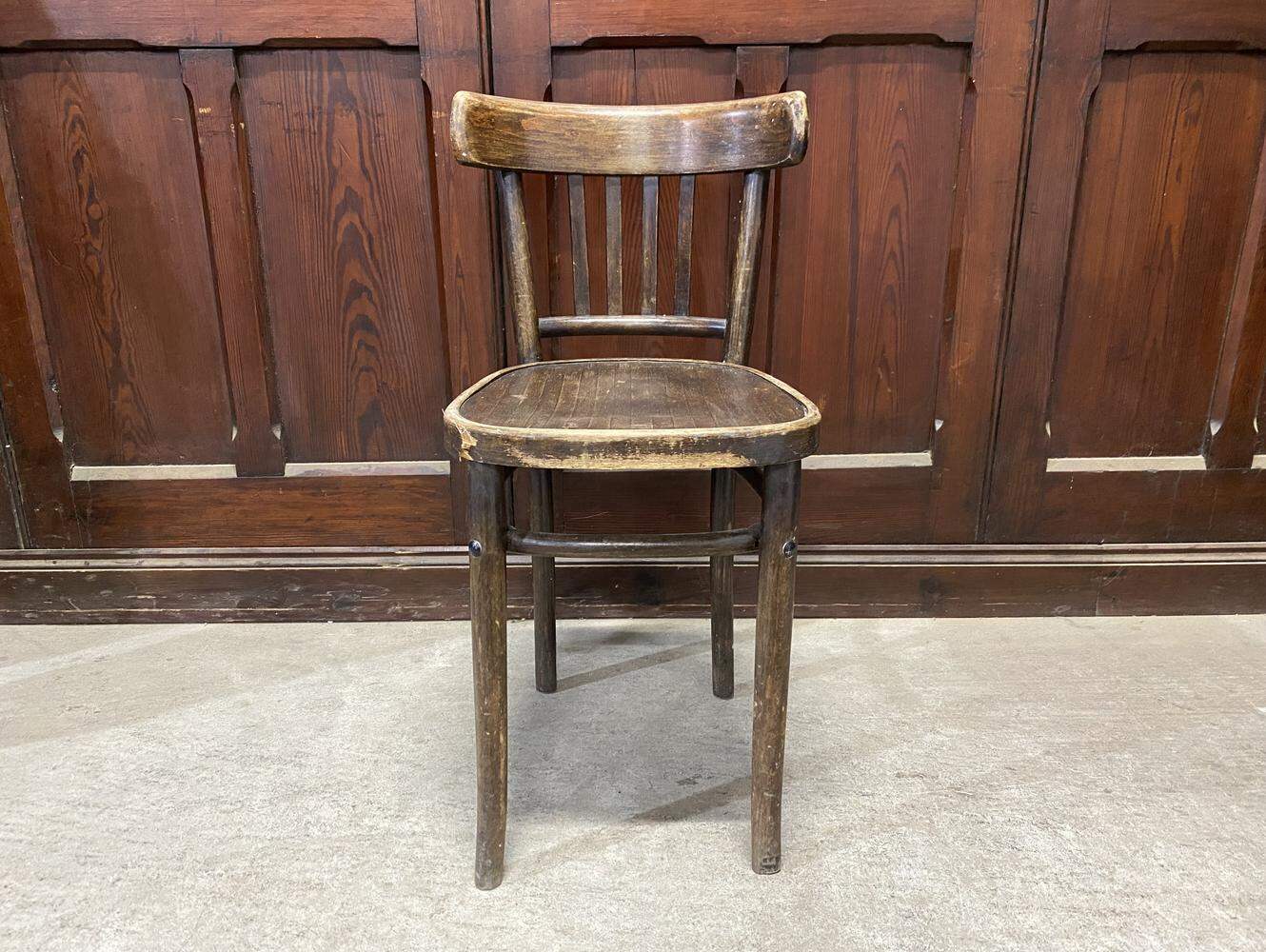 ベントウッドチェア