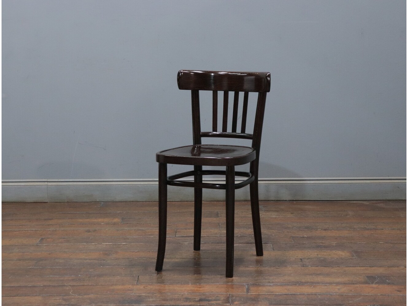 ベントウッドチェア