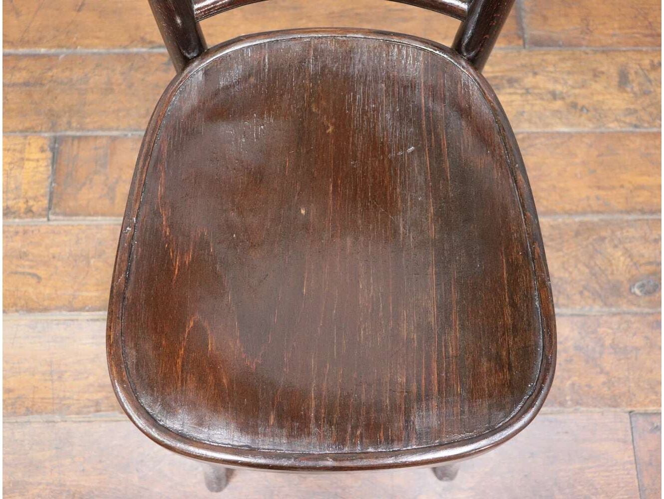 ベントウッドチェア