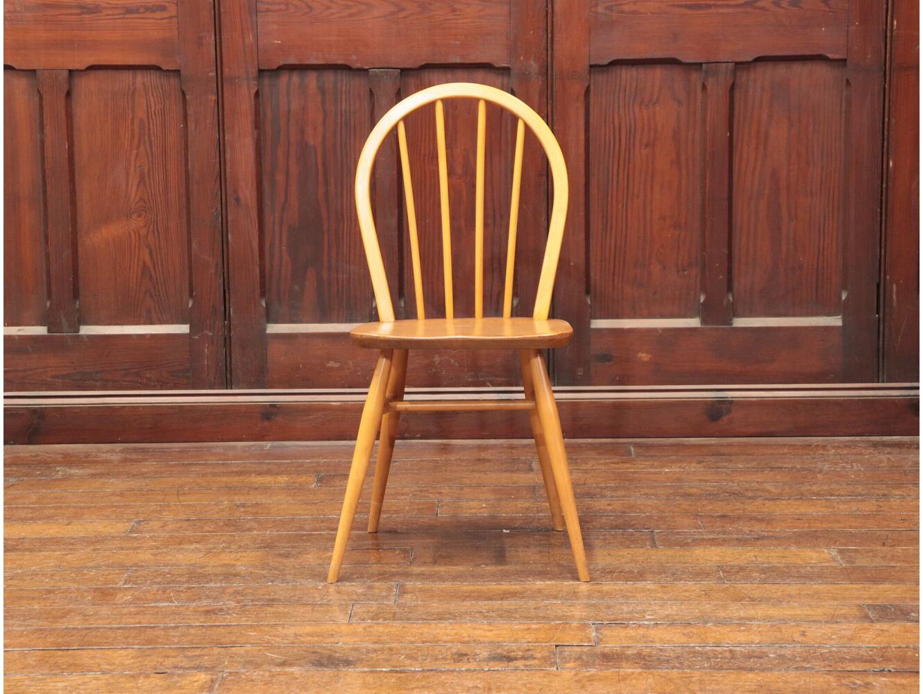 フープバックチェア ERCOL