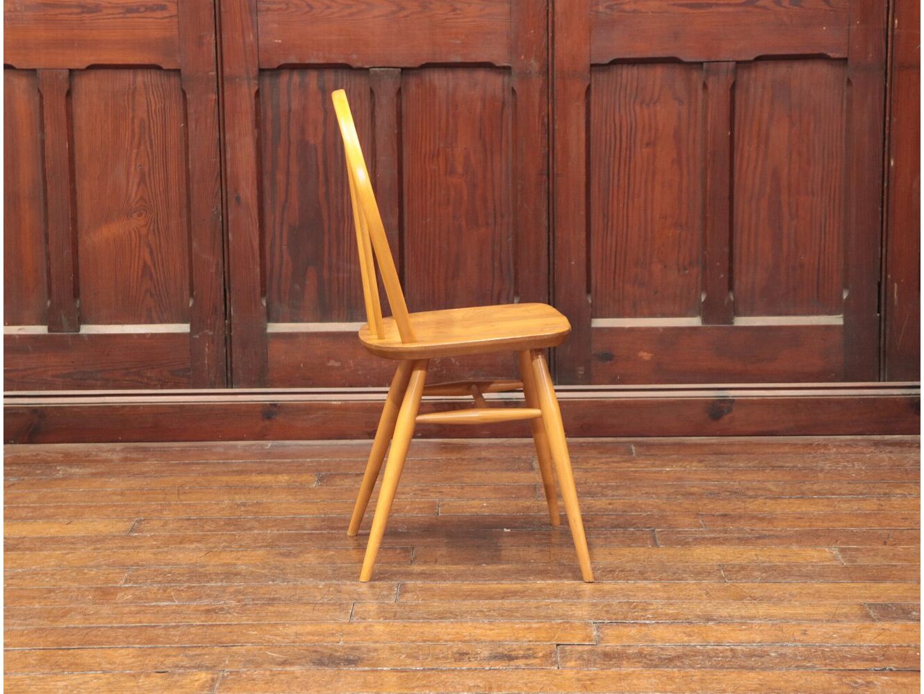 フープバックチェア ERCOL