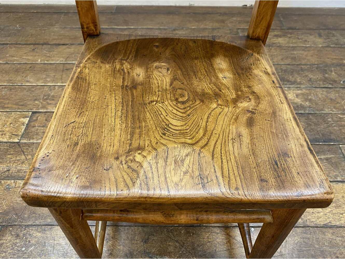 チャーチチェア