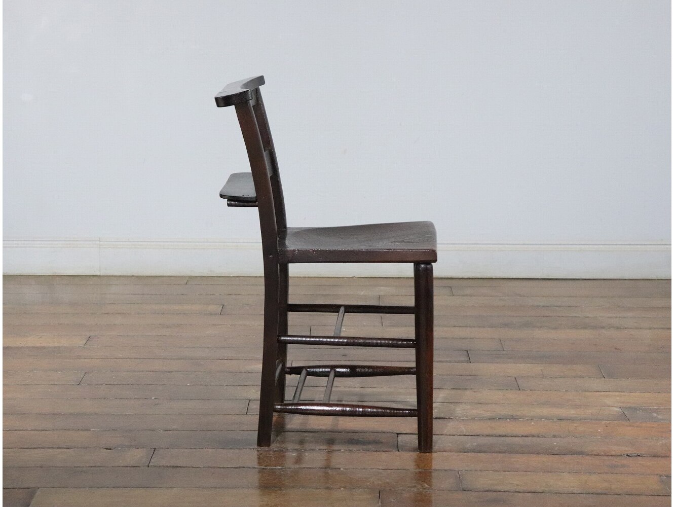 チャーチチェア