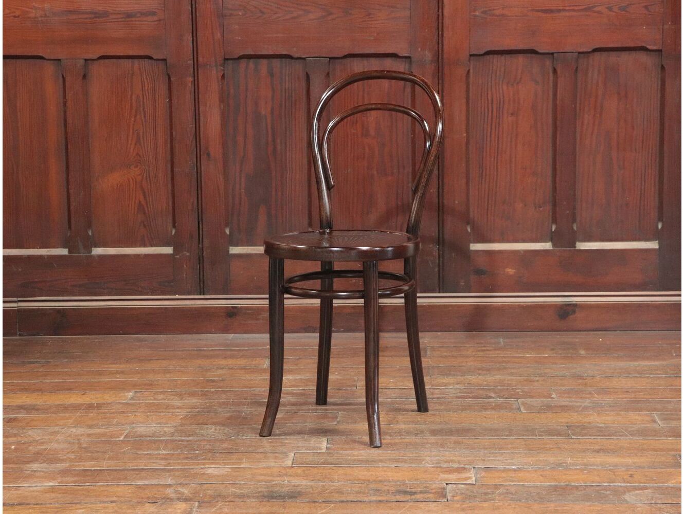 ベントウッドチェア