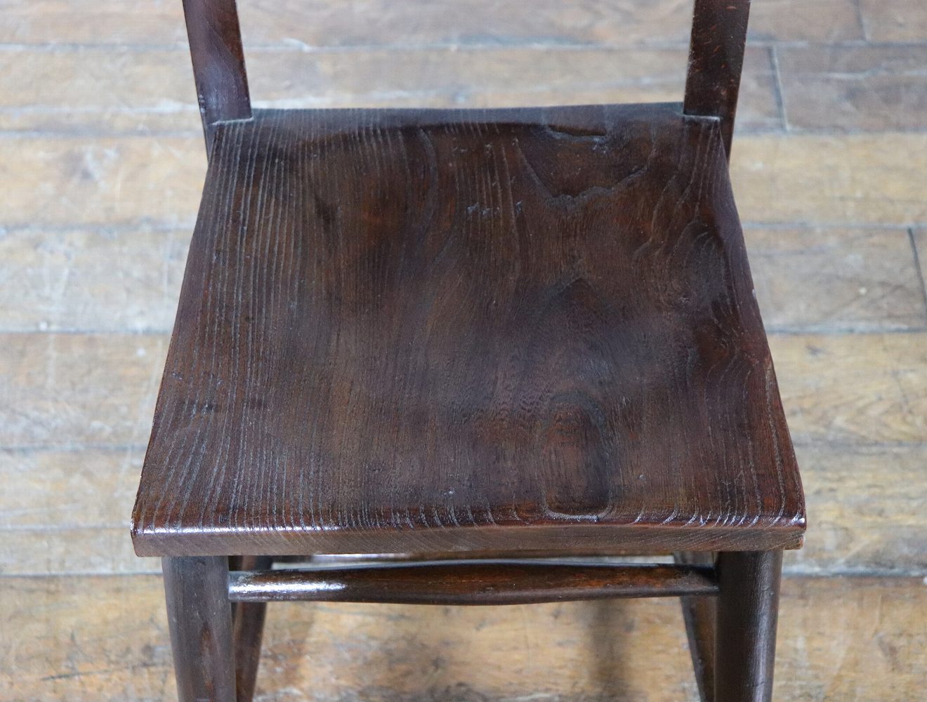 チャーチチェア