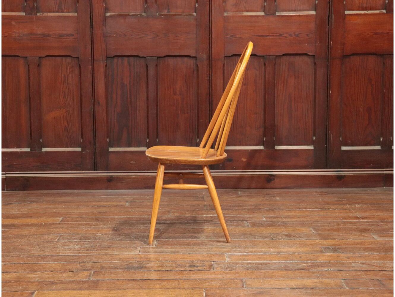 クエーカーチェア ERCOL