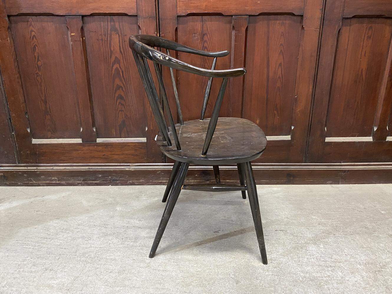 カウホーンチェア ERCOL