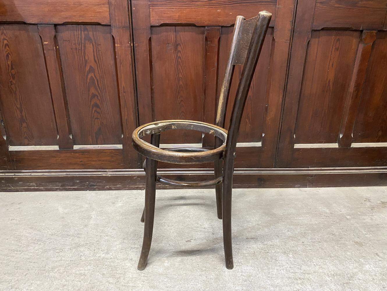 ベントウッドチェア