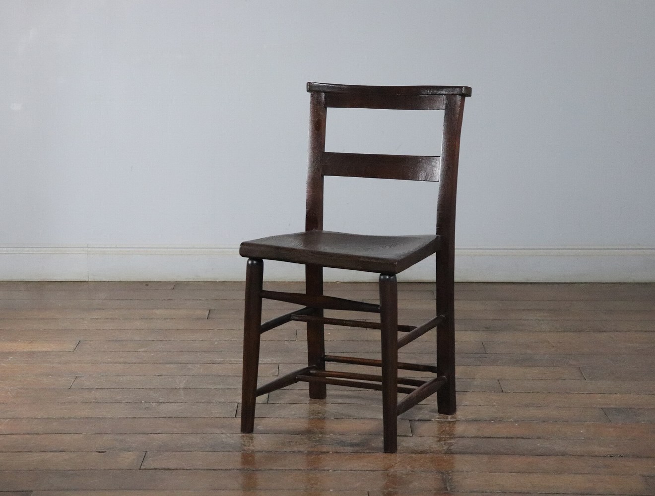 チャーチチェア